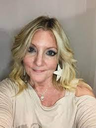 Gena Sumner's Instagram, Twitter & Facebook