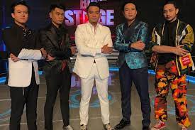 Konsert minggu ketujuh big stage musim 2020 diteruskan ahad ini menerusi tema duominasi platinum dan pilihan juri tetap. Senarai Lagu Tugasan Konsert Akhir Big Stage 2020 Minggu 8