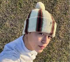 かつや・かつき着用stussy ボンボンニット帽