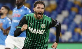 Pizzas with fresh ingredients, italian dishes boiling over with cheeses and hearty fillings, and oversized, meaty sandwiches are just a few of the amazing dishes you'll find at locatelli's. Manuel Locatelli Can Be Fernandinho S Heir Footballfancast Com