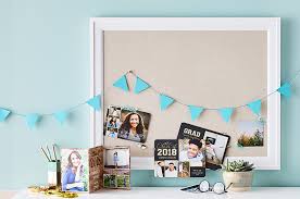From a graduation cap card holder to guest books to a stuffed autograph pup keepsake, our grad party gifts will make your graduation celebration a memory to treasure for a lifetime. Graduation Gift Etiquette For 2019 Shutterfly