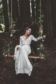 A successful wedding photoshoot is always a detailed and long preparation. Wedding Photography Styles Traditional Or Modern