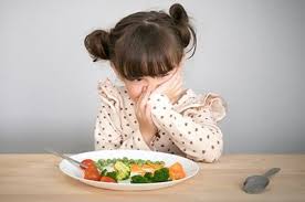 Lo svezzamento e l'alimentazione nel primo anno di vita. Inappetenza Del Bambino Selettivita Alimentare Neofobia Arfid