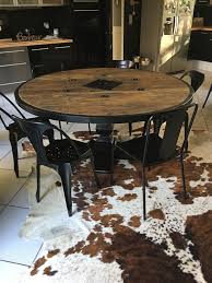 Tres Grande Table Ronde Touret Style Indus Revisitee 1 65m De Diametre Salle A Manger Table Ronde Table Salle A Manger Salle A Manger Et Salon
