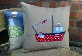 Handgemachte Fischerboot Kissen Boot Kissen Mowe Am Meer Etsy Kissen Applikationen Kissen Dekorative Kissenbezuge