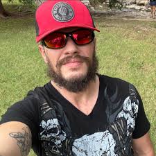 Chris Irvin (@chris.irvin.982) • Facebook