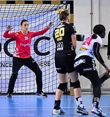 Handball (also known as team handball, fieldball, european handball or olympic handball) is a team sport in which two teams of seven players each (six outfield players and a goalkeeper) pass a ball using their hands with the aim of throwing it into the goal of the other team. Cleopatre Darleux Wikipedia