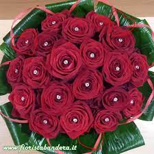 Mazzo di rose e peluche san valentino. Pin Su Bouquet E Composizioni San Valentino