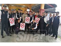 Selalu berhati hati saat di tempat umum. Peniaga Gagal Pamer Larangan Merokok Terima Notis