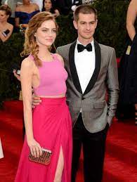 I don't really know how to feel but i want to be happy for her. Emma Stone Andrew Garfield Sind Sie Langst Verlobt Intouch