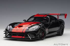 Research dodge viper model details with viper pictures, specs, trim levels, viper history, viper facts and more. Dodge Viper 1 28 Edition Acr 2017 Venom Black With Red Stripes Autoart