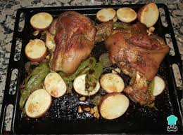 Nosotros la preparamos con vino, romero y tomillo. Pin En Carnivoros Al Poder