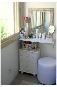 Einfache Diy Small Bedroom Organisation Und Lagerung Hacks 19 Bedroom Einfa Diy In 2020 Small Bedroom Organization Bedroom Organization Diy Small Bedroom Diy