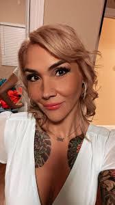 Adam Macneill's Instagram, Twitter & Facebook