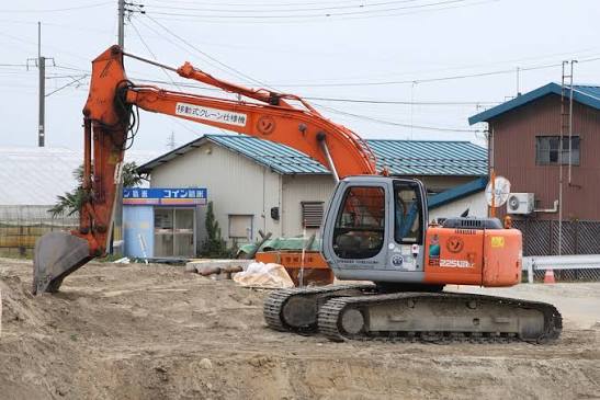 Hitachi EX225USR Excavator