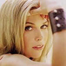 List of Every Major Famous Female Singer-Songwriters (Page 12)