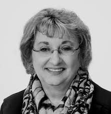 CRUsaDeR alUM leaDs oUR floCK