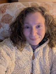 Hi, I'm Rian, currently working security and Firearms Instruction located  in Raleigh, NC. Outgoing, love working out shooting guns and hanging out  with friends. Absolute nerd LOTR for life.