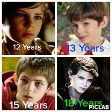 Are These His Real Ages Because Each One Looks Like Five Years Younger Than He Is Im Ok With That Th Robbie Kay Peter Pan Peter Pan Ouat Peter Pan Imagines