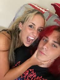 Chris Avants's Instagram, Twitter & Facebook