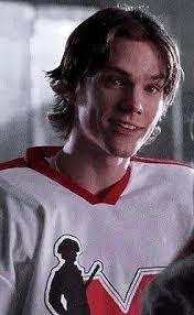 Jared Padalecki in High School x Dean Forester in High School 💜  #GilmoreGirls