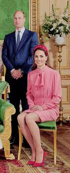 Somos unos padres primerizos de zaragoza y yo una madre que tiene su oficina en casa. Bautizo De Archie Mountbatten Windsor Julio 6 2019 Page 33 Cotilleando El Mejor Foro De Cotilleos Sobre La Realeza Y Los Famosos Felipe Y Letizia