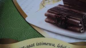 You can also add in food flavouring to create strawberry or chocolate viennetta ice cream and sprinkle cocoa powder as a topping! Petition Bring Walls Vienetta Ice Cream Cake Back To Malaysia Now Change Org