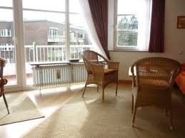 Hiermit haben sie die möglichkeit eine top möblierte und ausgestattete wohnung anzumieten. 1 Zimmer Wohnung Zu Vermieten Elsterstieg 4 22926 Ahrensburg Mapio Net