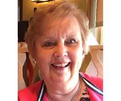 Suzanne Miceli's Instagram, Twitter & Facebook