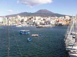Located in the heart of torre del greco, this apartment building is 0.6 mi (1 km) from gulf of naples and 1.7 mi (2.8 km) from. La Voce Di Torre Del Greco Home Facebook