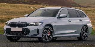 BMW 3 Series Touring Review 2023 | Performance & Pricing | carwow