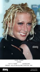 Faye tozer hi-res stock photography and images