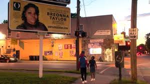 Billboard is a registered trademark of billboard ip holdings, llc. Oprah S O Magazine Puts Up Billboards All Over Louisville Demanding Action In The Breonna Taylor Case Cnn
