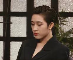 Viên Khiết Doanh, Lâm Thanh Hà và những mỹ nhân để tóc tém đẹp nhất