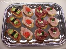 Happchen Fur Den Sektempfang Rezept Rezept Happchen Lebensmittel Essen Fingerfood