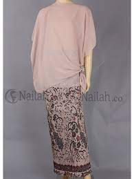 21 model baju blus dengan kain sifon terbaik fashion sumber baju atasan sifon brokat terbaru 2019 baju atasan wanita terbaru cantik modern 2019 model baru dwipa waka blus lengan panjang. Stelan Batik Sifon Santika Nailah Model Pakaian Model Pakaian Muslim Inspirasi Mode