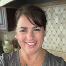 Susan Reece's Instagram, Twitter & Facebook