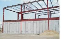 What is the disadvantage and advantages of sandwich panel wall?