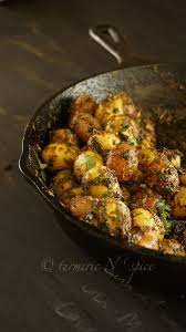 Spice Coated Baby Potatoes Aloo Recipes Indian Food Recipes Vegetarian Indian Food Recipes