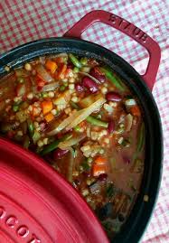 Une Envie De Soupe Minestrone Bataille Food 26 Soupe Minestrone Recette Vegetarienne Recettes De Cuisine