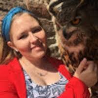 Julie Stahnke's Instagram, Twitter & Facebook