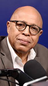 Agradezco a todo el equipo del “Gobierno de la Tarde” de la @z_digital, por  invitarme a su programa de hoy, en mi calidad de Presidente de la Cámara de  @diputadosrd, donde conversamos sobre temas de ...