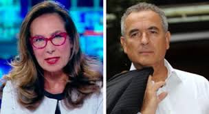 Ormai il suo viso è così familiare per milioni di persone che la parziale chiusura dell'occhio destro è stata. A Domenica Live Il Ricordo Di Lamberto Sposini Cesara Buonamici Ci Manca Molto Lui E La Sua Amatriciana Il Mattino It