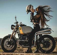 The Road Star Bb Girl In 2021 Biker Photoshoot Bike Photoshoot Motorcycle Girl