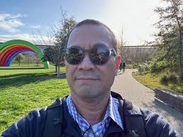 Former Microsoft, Meta, Apple Employee Struggled to Find Job, Pivoted