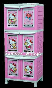 Lemari plastik crs xu 36 1 d lemari plastik crs xu 36 1 d adalah pilihan tepat untuk lemari plastik berkualitas di ruangan anda. Jual Lemari Plastik Napolly Hello Kitty 6 Pintu 163 Hkbf Di Lapak Desia Shop Bukalapak