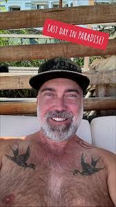 Stephen Oras's Instagram, Twitter & Facebook