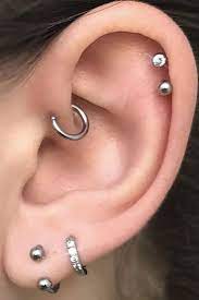 22 Cool And Stylish Ear Piercing For Pretty Women Cute Ear Piercings Ear Piercings Earings Piercings