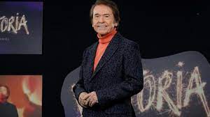 Raphael: “No haré una gira de despedida, ¡me daría un infarto cada día!” -  La Nueva España