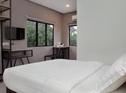 All hotels in putrajaya itself is quite expensive. The 10 Best Hotels Near Putrajaya International Convention Centre In Putrajaya Malaysia